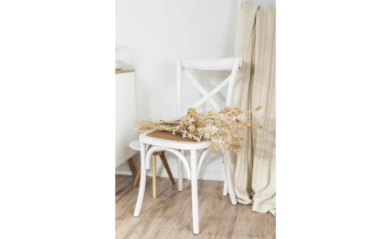 Stuhl, Used-Look Xabi Stuhl, Used-Look Xabi | Weiß -Stühle Verkäufe 2022 11301111 11 202004142241